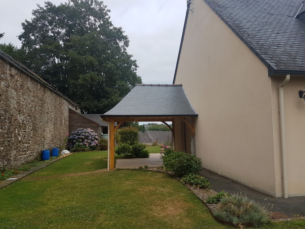 Charpente préau sur terrasse